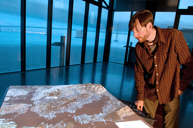 A Tabletop Map and Projection Surface