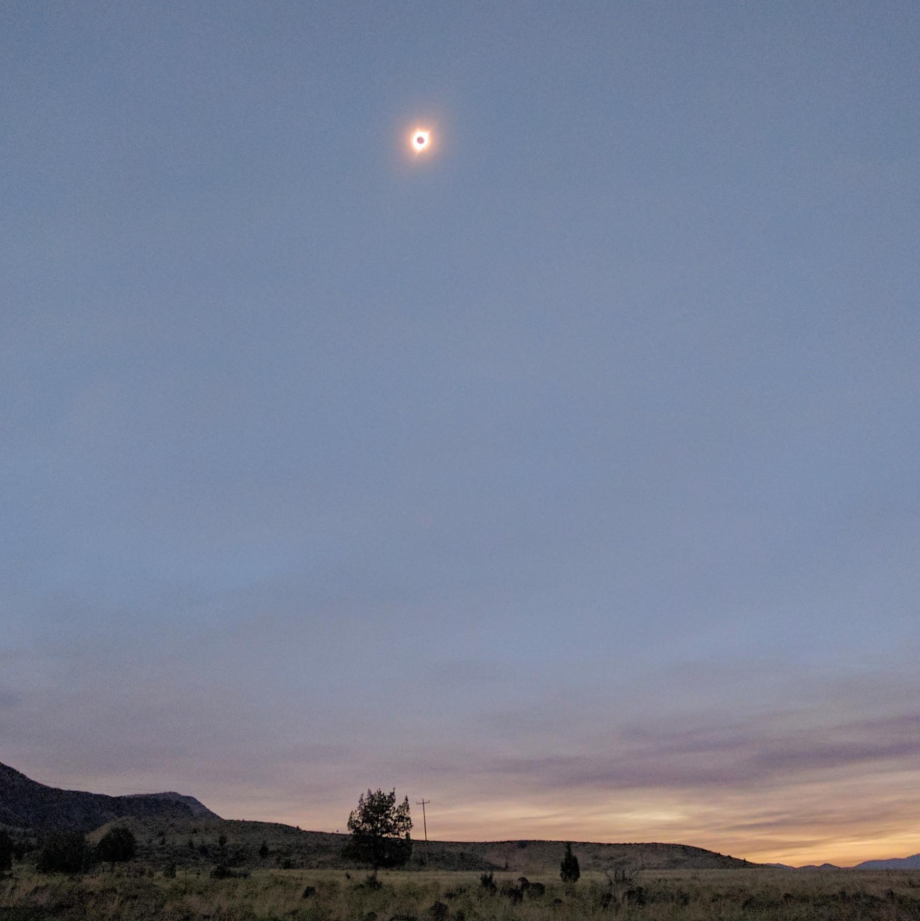 The Total Solar Ecclipse itself.